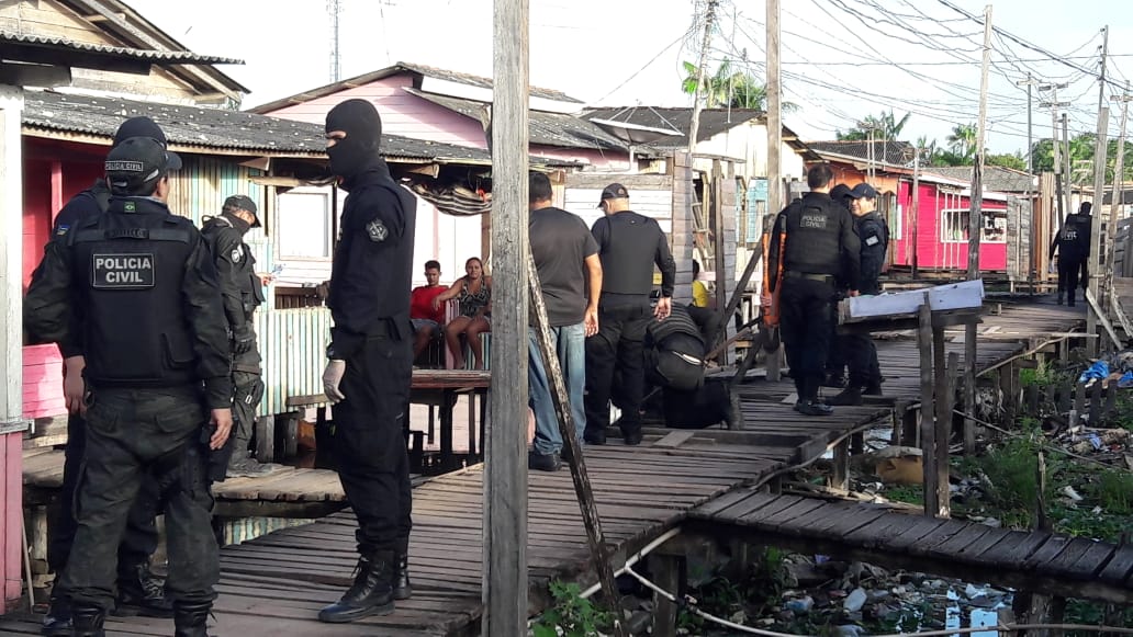 POLÍCIA CIVIL CUMPRE MANDADOS NO COMBATE AO TRÁFICO DE DROGAS
